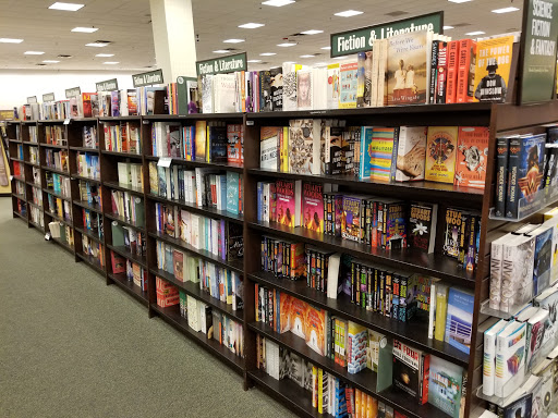 Book Store «Barnes & Noble», reviews and photos, 1758 S Val Vista Dr, Mesa, AZ 85204, USA