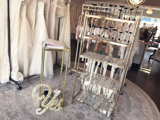 Clothing Alteration Service «Malindy Elene Bridal Boutique», reviews and photos, 2109 W Kennedy Blvd, Tampa, FL 33606, USA