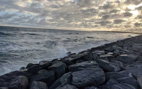 Nautilus Beach, Sakumono image