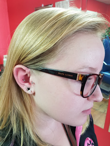 Tattoo Shop «Hot Spot Tattoo & Piercings», reviews and photos, 800 2nd St, Coralville, IA 52241, USA