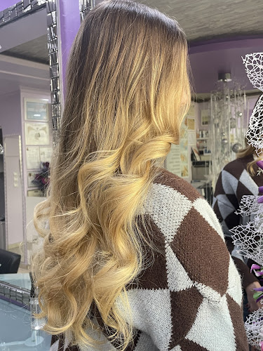 Comentarii opinii despre Alexandra Hair and Make Up artist Κομμωτήριο Tsimiski by Alexandra Sdoukou