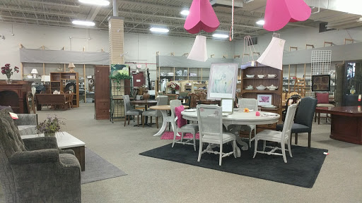 Thrift Store «Ditto Upscale Resale», reviews and photos, 571 E 8th St, Holland, MI 49423, USA