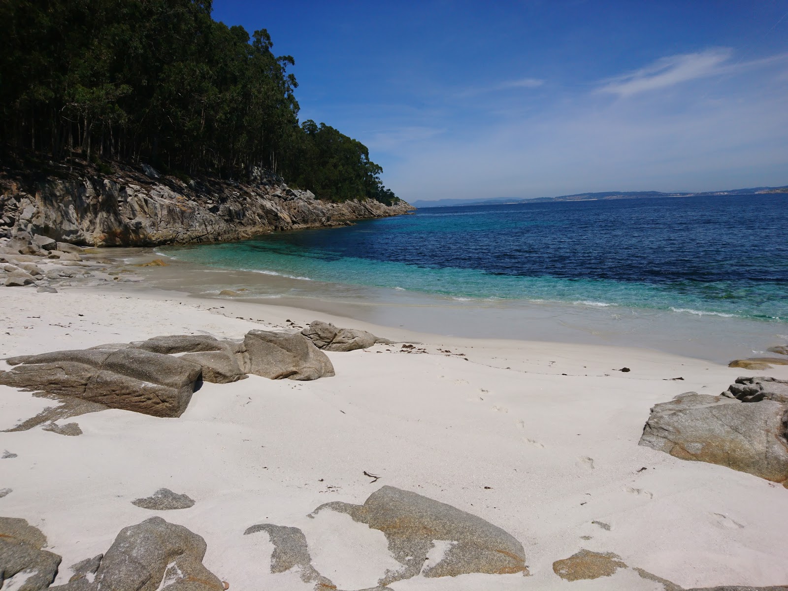 Fotografija Praia Estrepeiros II z beli pesek površino
