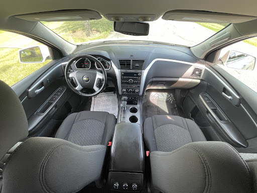 Used Car Dealer «Luxury Cars Xchange», reviews and photos, 15523 Weber Rd #103, Lockport, IL 60441, USA