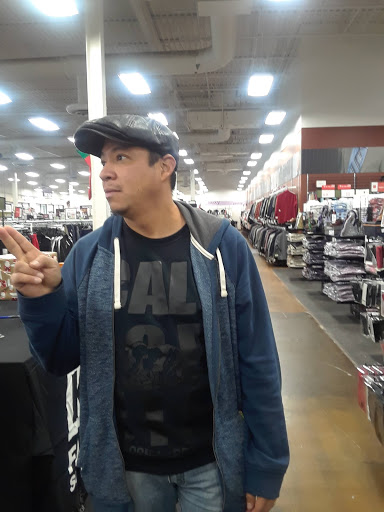 Clothing Store «K&G Fashion Superstore», reviews and photos, 8655 Pulaski Hwy, Rosedale, MD 21237, USA