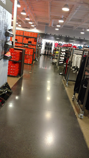 Clothing Store «Nike Factory Store», reviews and photos, 4250 W Anthem Way #375, Anthem, AZ 85086, USA