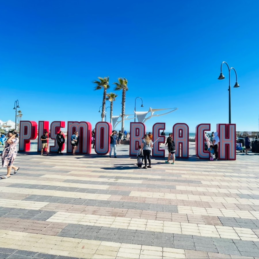 Pismo Beach Pier Plaza