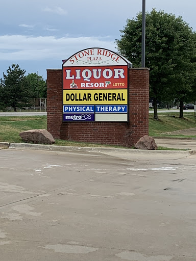 Liquor Store «Liquor Resort», reviews and photos, 395 N Groesbeck Hwy, Mt Clemens, MI 48043, USA