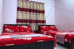 মোহাম্মদিয়া গেস্ট হাউজ, বারিধারা ঢাকা ১২১২ Mohammadia Guest House Baridhara Dhaka 1212 image