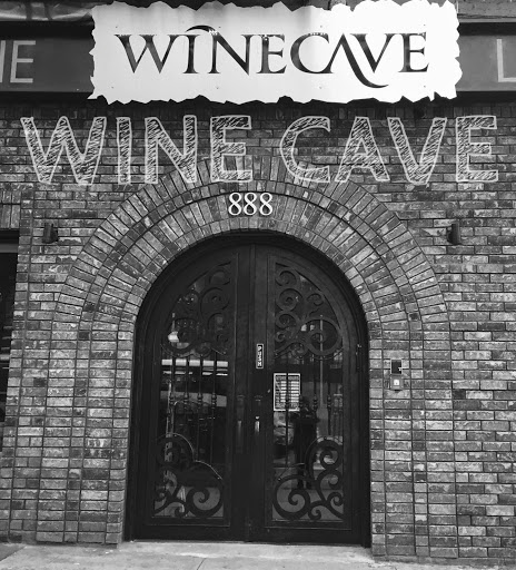 The Wine Cave - Kosher Wine & Spirits, 888 Bedford Ave, Brooklyn, NY 11205, USA, 