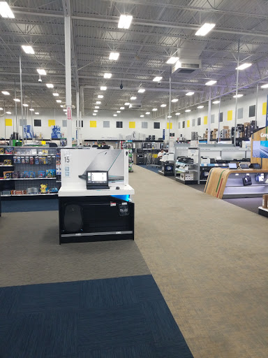Electronics Store «Best Buy», reviews and photos, 445 Howe Ave, Cuyahoga Falls, OH 44221, USA