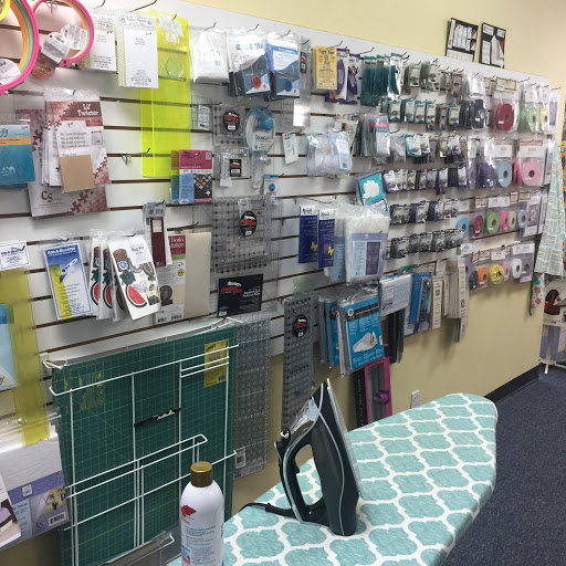Fabric Store «Buttons-N-Bows Fabrics», reviews and photos, 14070 Memorial Dr, Houston, TX 77079, USA