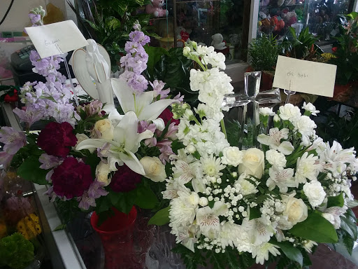Florist «Send Your Love Flowers & Balloons», reviews and photos, 1417 SW Military Dr, San Antonio, TX 78221, USA