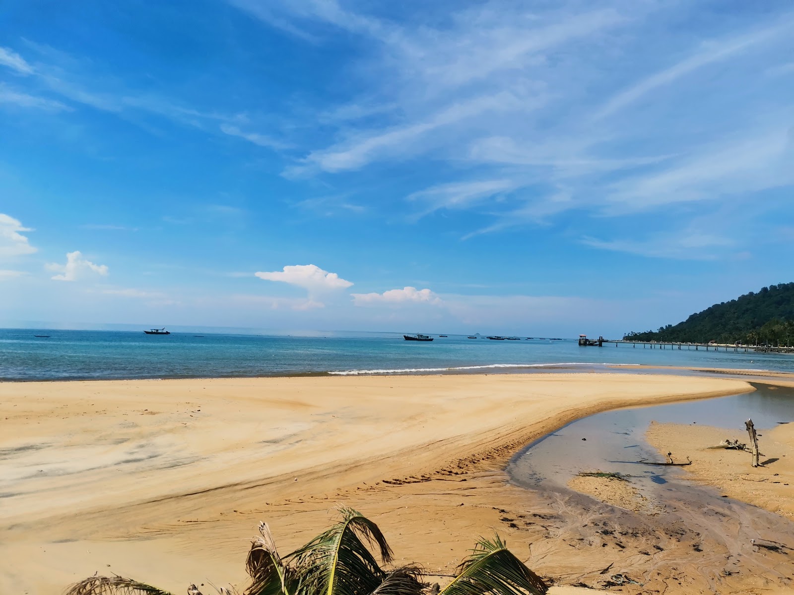 Foto von Coral Beach Tioman - beliebter Ort unter Entspannungskennern