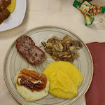 Photo n°1 de l'avis de Gianluca.i fait le 09/10/2023 à 06:25 sur le  Pizzeria Ristorante Capriccio à Tonadico