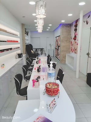 Meet Nails(18ème) à Paris
