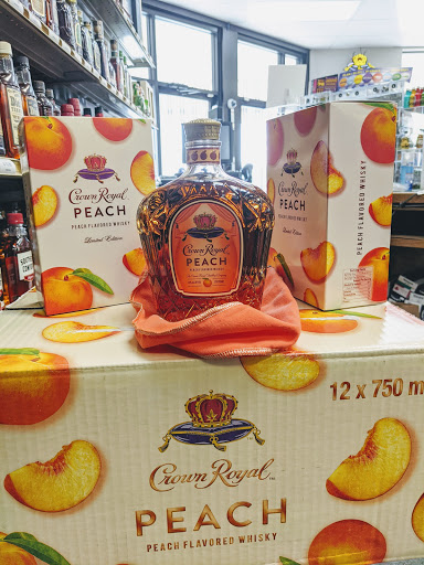 Wine Store «Liquor Locker & Wine Shoppe», reviews and photos, 500 N Jackson St, Tullahoma, TN 37388, USA