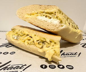 Photo n°17 de Whaat ! Distributeur de Burgers Fleury les Aubrais à Fleury-les-Aubrais ()