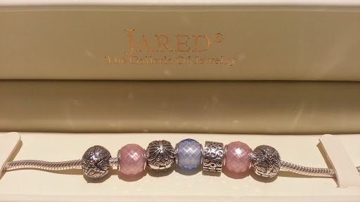 Jewelry Store «Jared The Galleria of Jewelry», reviews and photos, 8275 Red Bug Lake Rd, Oviedo, FL 32765, USA