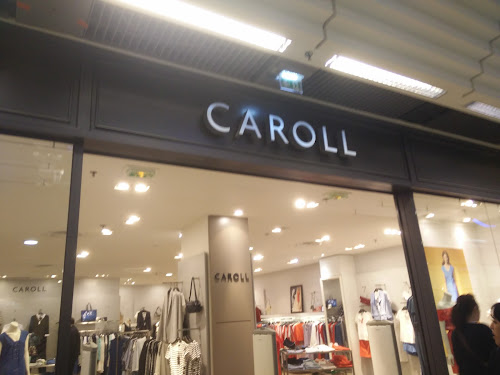 Magasin de vêtements pour femmes CAROLL Créteil