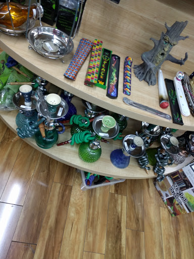 Tobacco Shop «Vape & Smoke Shop - Pines», reviews and photos, 2072 N University Dr, Pembroke Pines, FL 33024, USA