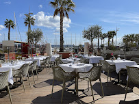 Atmosphère du Restaurant BELLAMIE à Cavalaire-sur-Mer - n°1