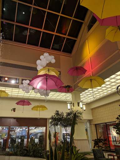 Shopping Mall «West Acres Regional Shopping Center», reviews and photos, 3902 13th Ave S, Fargo, ND 58103, USA