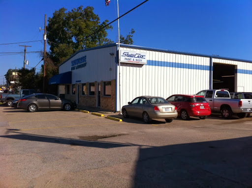 Auto Body Shop «Showcase Paint & Auto Body», reviews and photos, 710 S Frazier St, Conroe, TX 77301, USA