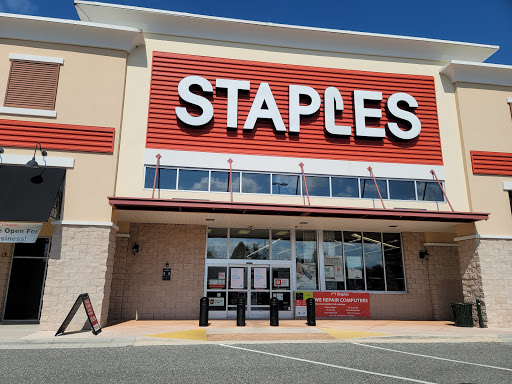 Office Supply Store «Staples», reviews and photos, 3065 Daniels Rd, Winter Garden, FL 34787, USA