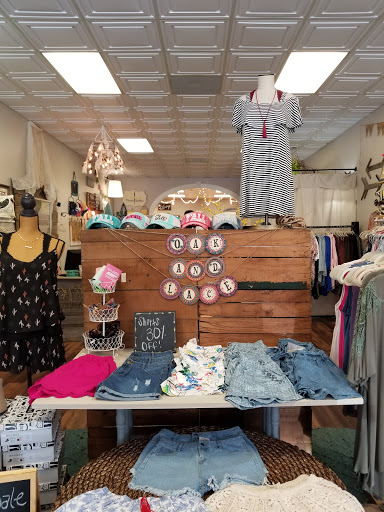 Boutique «Oak & Lace», reviews and photos, 802 S Main St, Columbia, TN 38401, USA