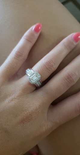 Jeweler «Mavilo Wholesalers», reviews and photos, 3410 Henderson Blvd, Tampa, FL 33609, USA