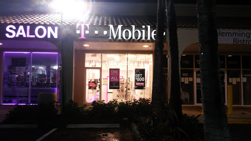 T-Mobile, 417 E Sheridan St, Dania Beach, FL 33004, USA, 