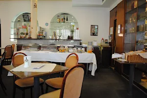 Bakery pastry shop Café Klein image