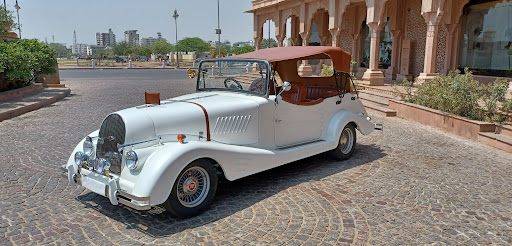 Vintage Cars Rental Jaipur