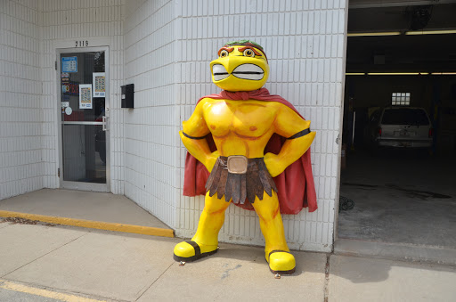 Used Car Dealer «Harris Boyz Auto», reviews and photos, 2115 S Riverside Dr, Iowa City, IA 52246, USA