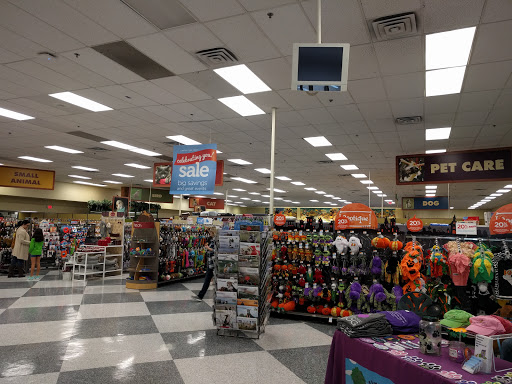 Pet Supply Store «Petco Animal Supplies», reviews and photos, 450 N Rte 17, Paramus, NJ 07652, USA