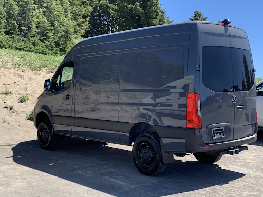 Mercedes Benz Dealer «Mercedes-Benz of Salem», reviews and photos, 2405 Commercial St SE, Salem, OR 97302, USA