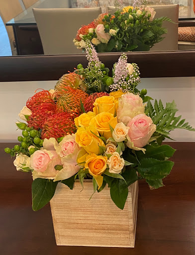 Dolce Blooms image