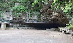 Dunbar Cave State Park