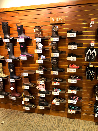 Sporting Goods Store «Bass Pro Shops», reviews and photos, 7777 Victoria Gardens Ln, Rancho Cucamonga, CA 91739, USA