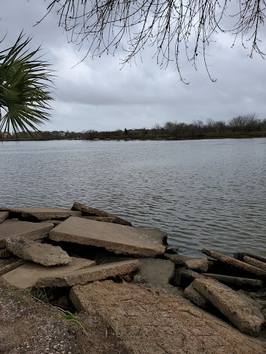 Lake Nassau Park: Dog Park