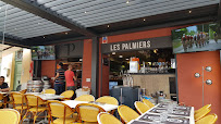 Atmosphère du Restaurant français Les Palmiers à Villefranche-sur-Mer - n°5