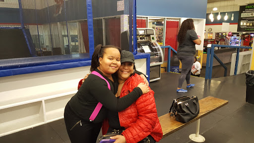 Recreation Center «G6 Airpark», reviews and photos, 10414 SE Washington St, Portland, OR 97216, USA