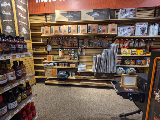 Sporting Goods Store «SCHEELS», reviews and photos, 101 Jordan Creek Pkwy #4000, West Des Moines, IA 50266, USA