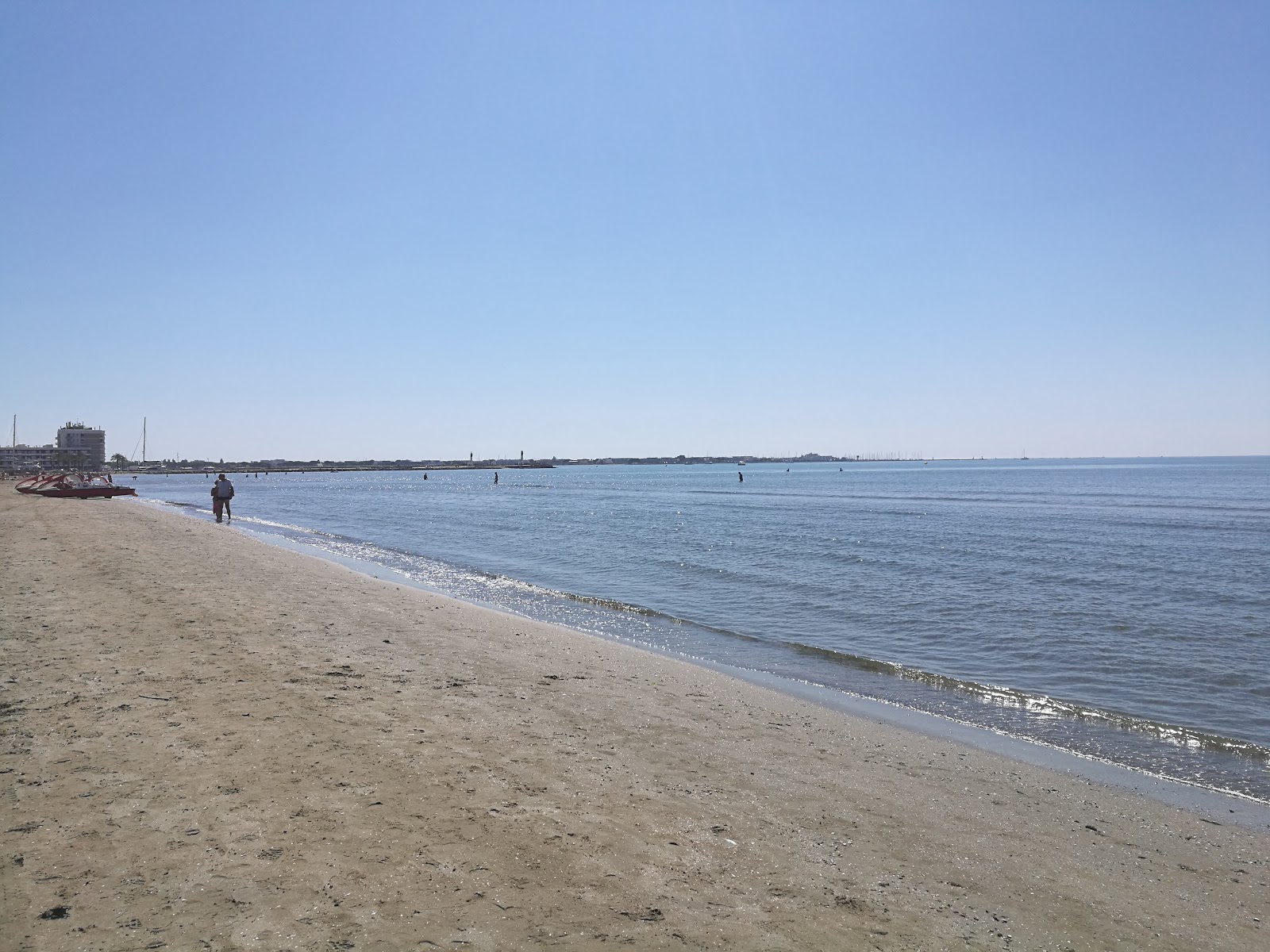 Le Grau-du-Roi beach的照片 带有宽敞的海岸
