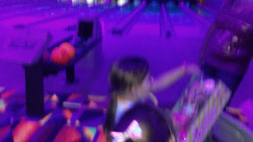 Bowling Alley «Bowlero Lanes Fun Center», reviews and photos, 4398 Monroe St, Toledo, OH 43613, USA
