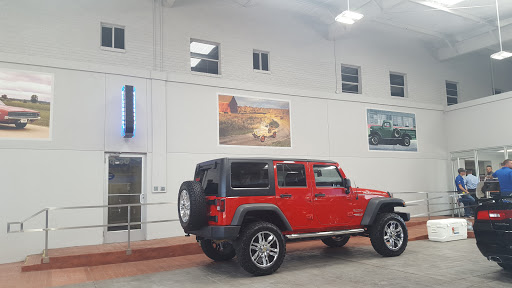Used Car Dealer «Mac Haik Chrysler Dodge Jeep Ram», reviews and photos, 12111 Katy Fwy, Houston, TX 77079, USA