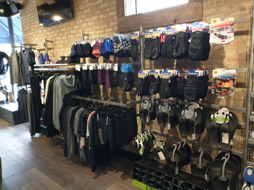 Sportswear Store «Fleet Feet Sports - Lakeview», reviews and photos, 3359 N Southport Ave, Chicago, IL 60657, USA