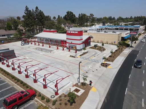 Rapids Express Car Wash en Fullerton