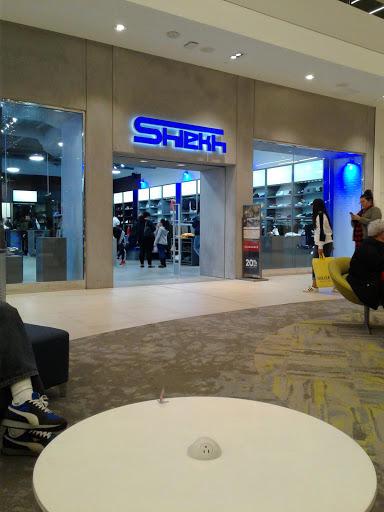 Shiekh Shoes, 201 E Magnolia Blvd, Burbank, CA 91502, USA, 